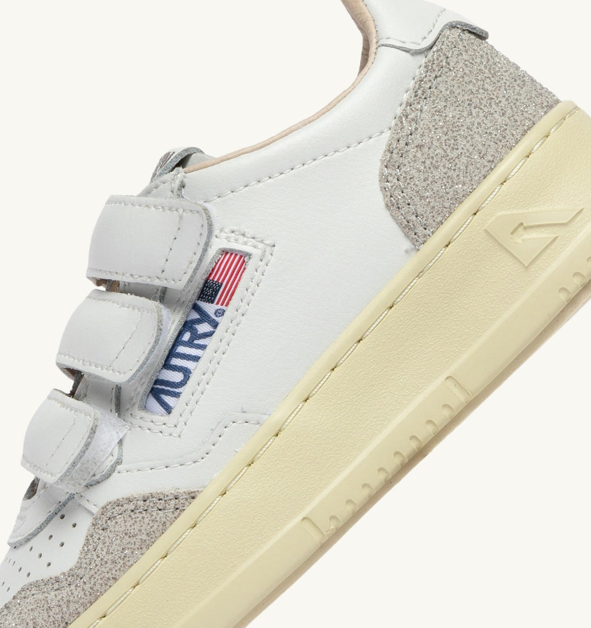 AUTRY Kid MEDALIST KIDSTRIPES SNEAKERS IN WHITE LEATHER AND GLITTER GRAY LEATHER