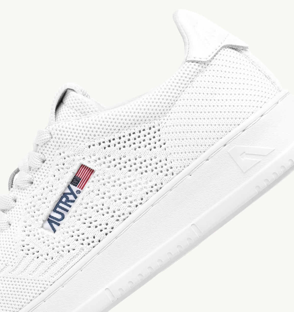 AUTRY Woman MEDALIST EASEKNIT LOW SNEAKERS IN WHITE KNIT
