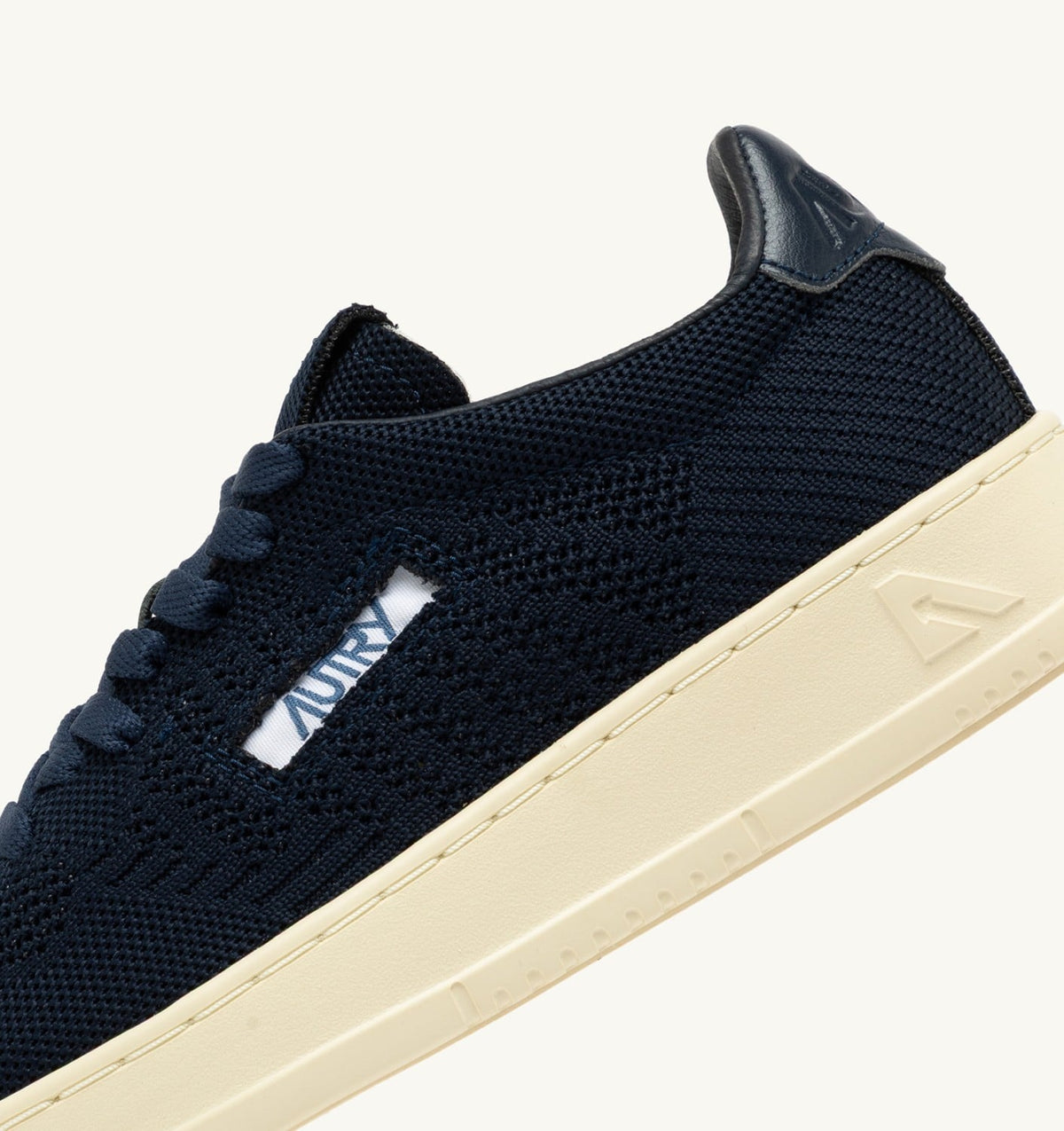 AUTRY Woman MEDALIST EASEKNIT LOW SNEAKERS IN SPACE BLUE KNIT