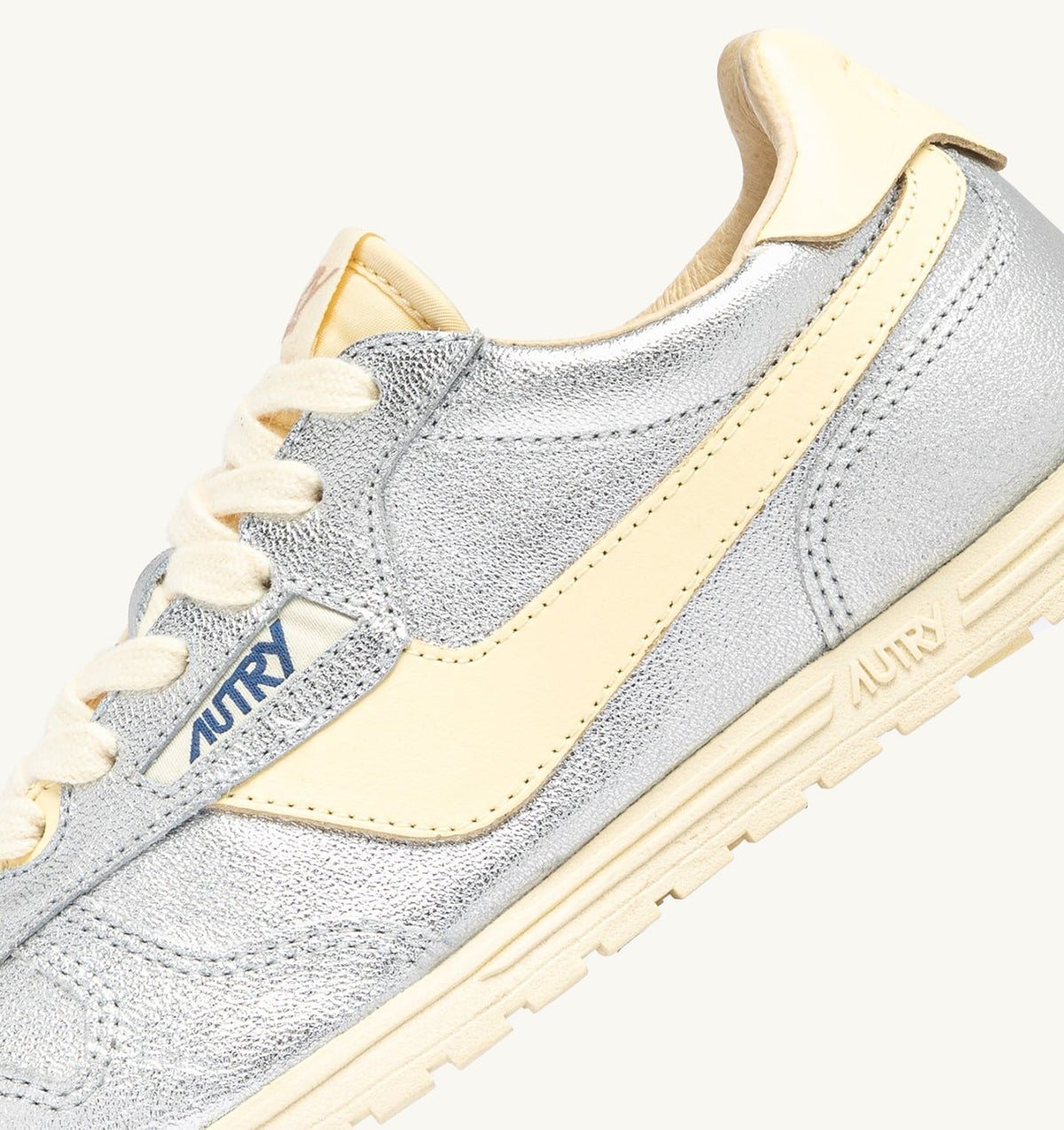 AUTRY Woman WINDSPIN SNEAKERS IN SILVER AND RUTABAGA SUEDE AND LEATHER