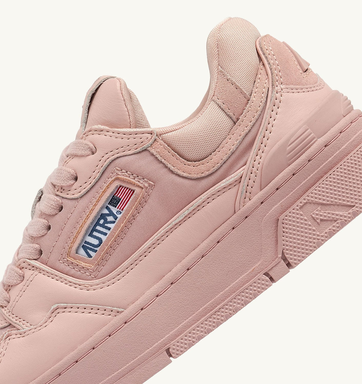 AUTRY Woman CLC LOW SNEAKERS IN PEACH WHIP LEATHER