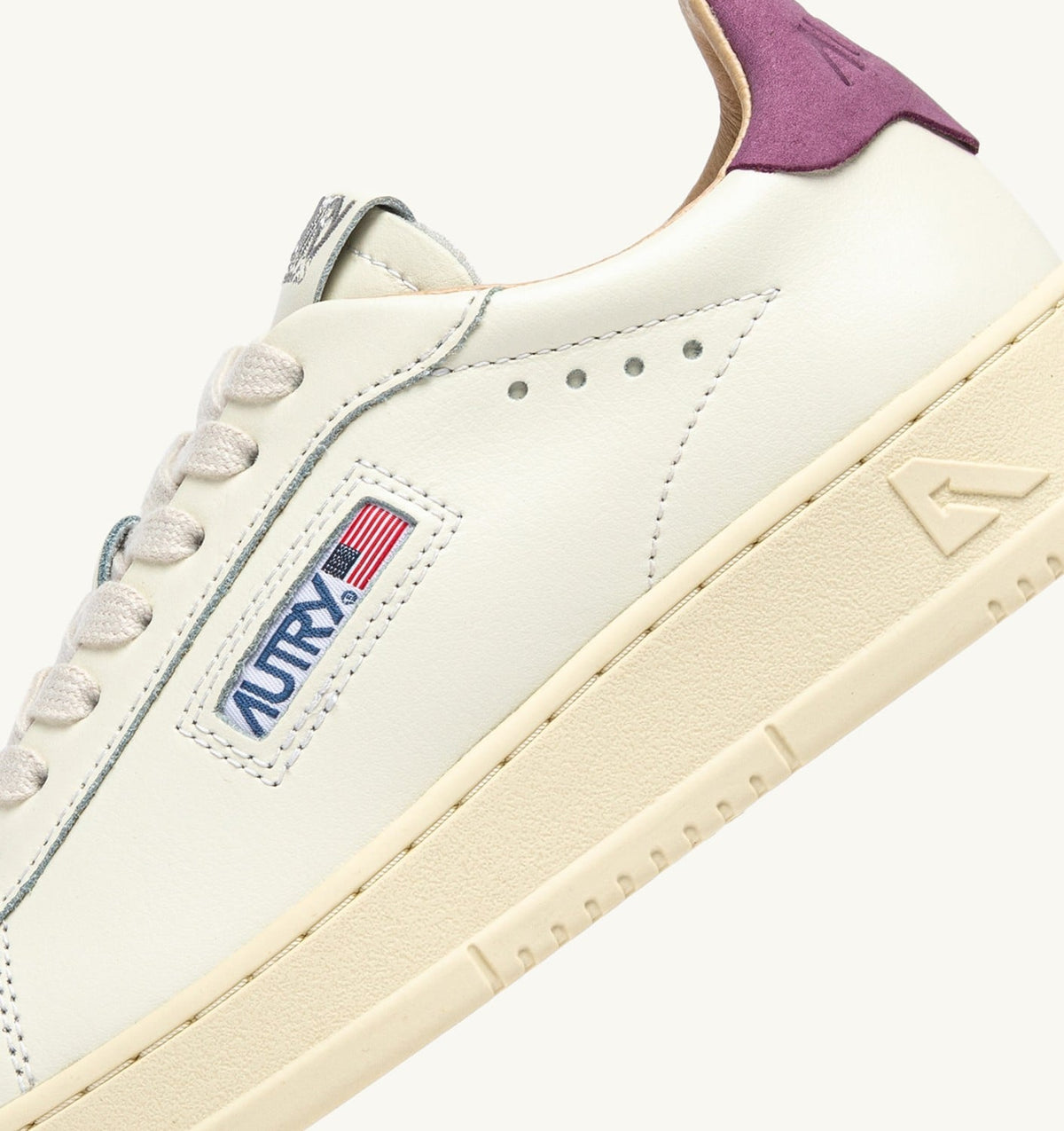 AUTRY Woman DALLAS LOW SNEAKERS IN FLORENCE AND MARSHMALLOW LEATHER