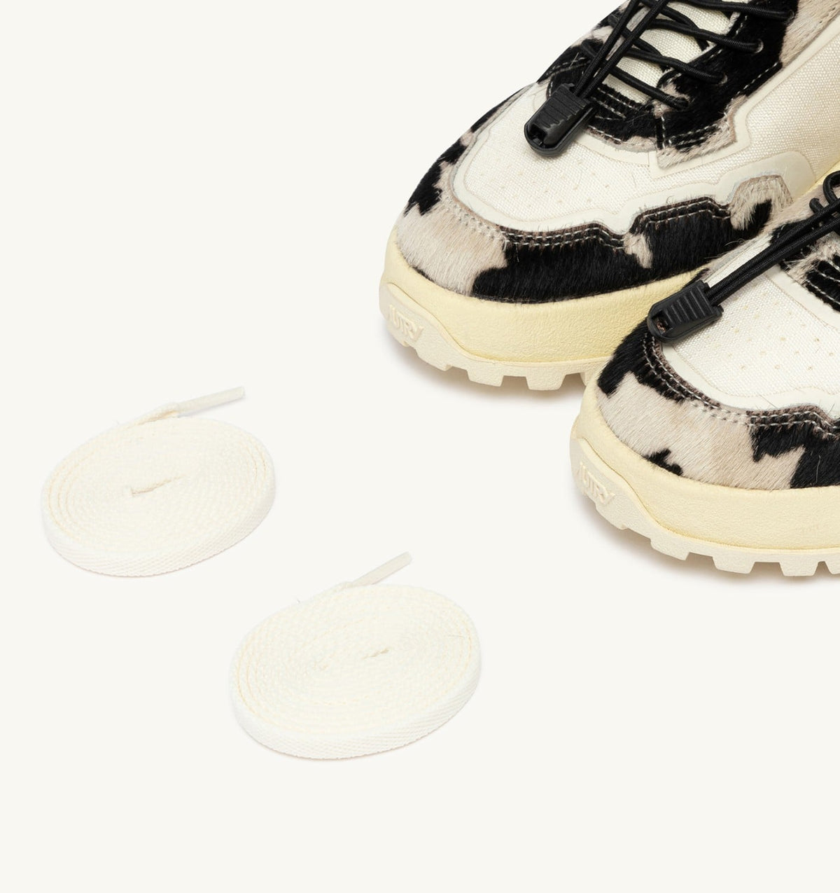 AUTRY Woman WILDPACE LOW SNEAKERS IN MARSHMALLOW AND COW CORDURA AND LEATHER
