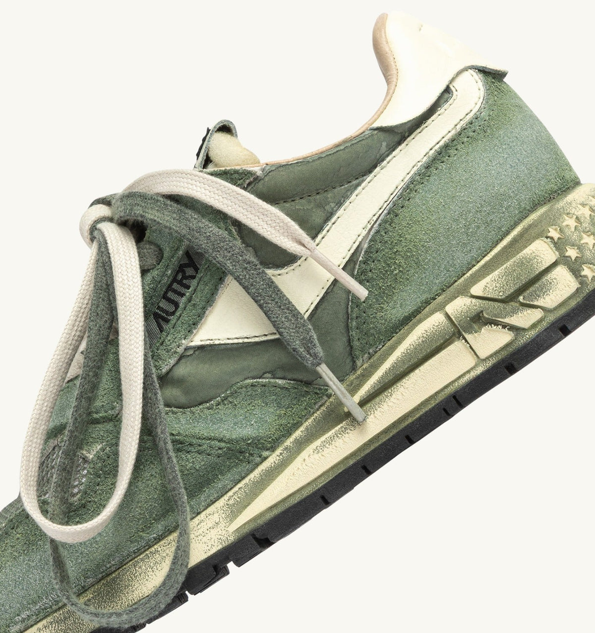 AUTRY Woman REELWIND SUPER VINTAGE SNEAKERS IN LEPRECHAUN AND WHITE SUEDE AND NYLON