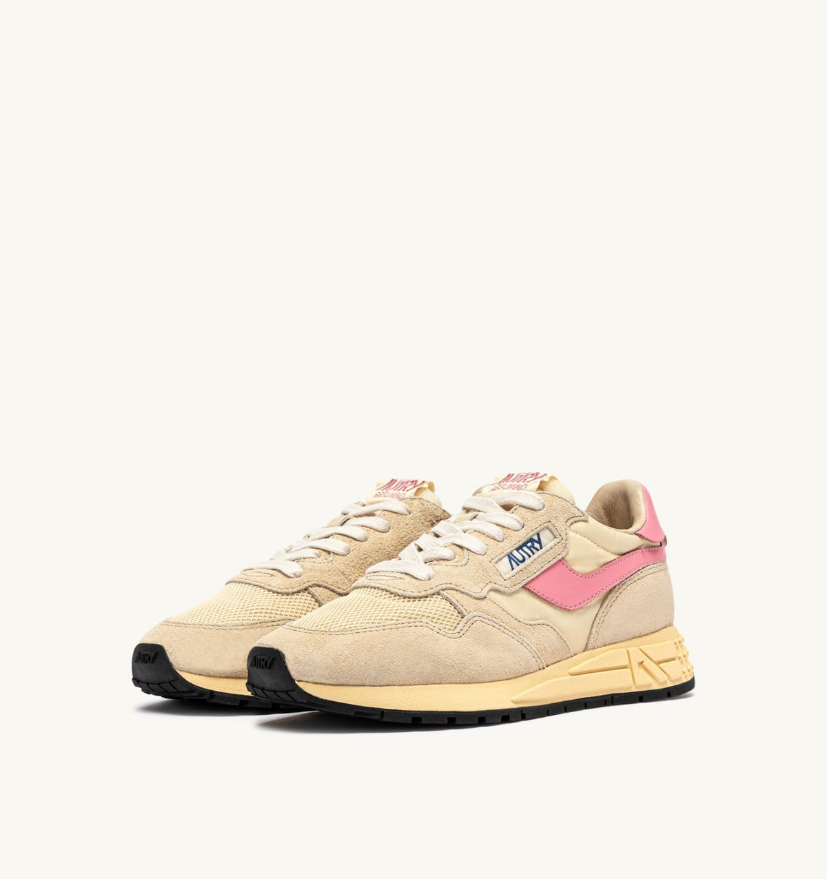 AUTRY Woman REELWIND LOW SNEAKERS IN ECRU AND GERANIUM PINK NYLON AND SUEDE