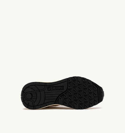AUTRY Woman REELWIND LOW SNEAKERS IN ECRU AND PLATINUM NYLON AND SUEDE
