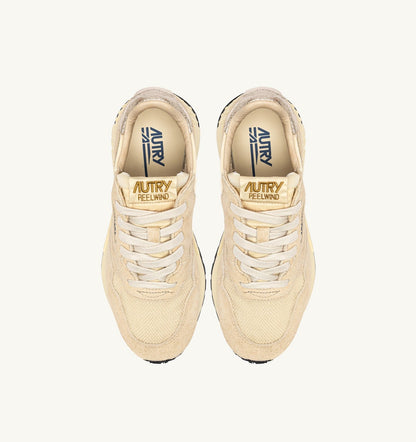 AUTRY Woman REELWIND LOW SNEAKERS IN ECRU AND PLATINUM NYLON AND SUEDE