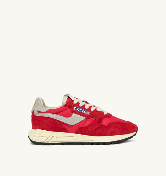 AUTRY Woman REELWIND LOW SNEAKERS IN RED NYLON AND SUEDE