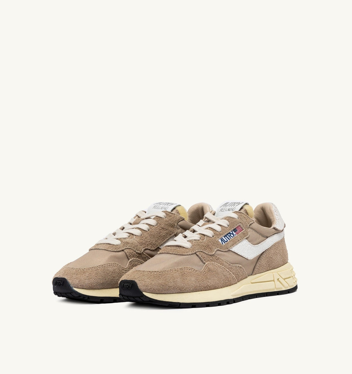 AUTRY Woman REELWIND LOW SNEAKERS IN PEPPER AND WHITE NYLON AND SUEDE