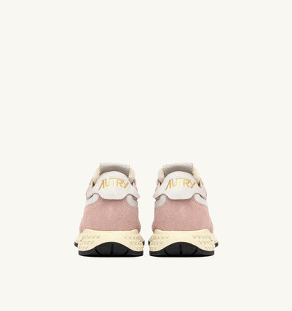 AUTRY Woman REELWIND LOW SNEAKERS IN WHITE AND POWDER PINK NYLON AND SUEDE