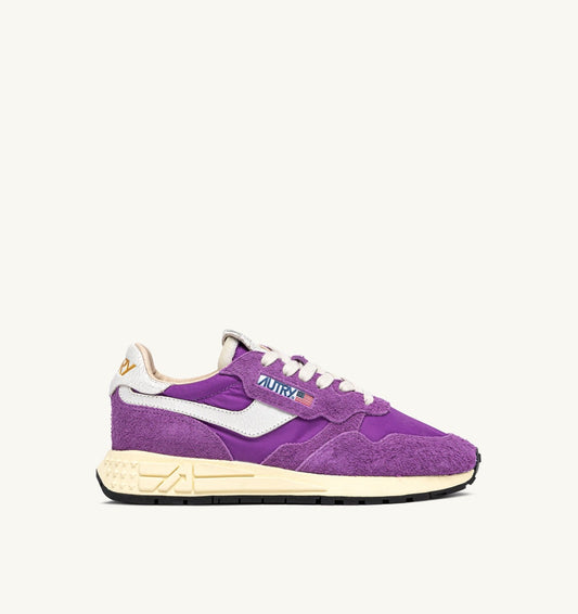 AUTRY Woman REELWIND LOW SNEAKERS IN WHITE AND DEWBERRY NYLON AND SUEDE