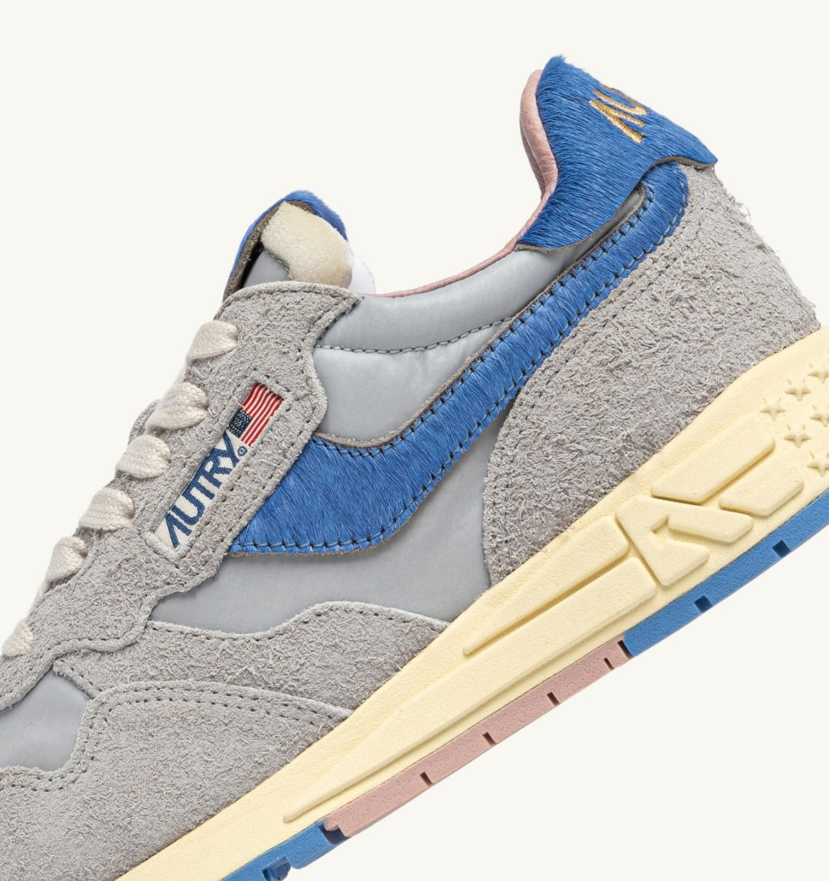 AUTRY Woman REELWIND LOW SNEAKERS IN NYLON AND SUEDE COLOR VAPOR AND DELLA ROBBIA BLUE