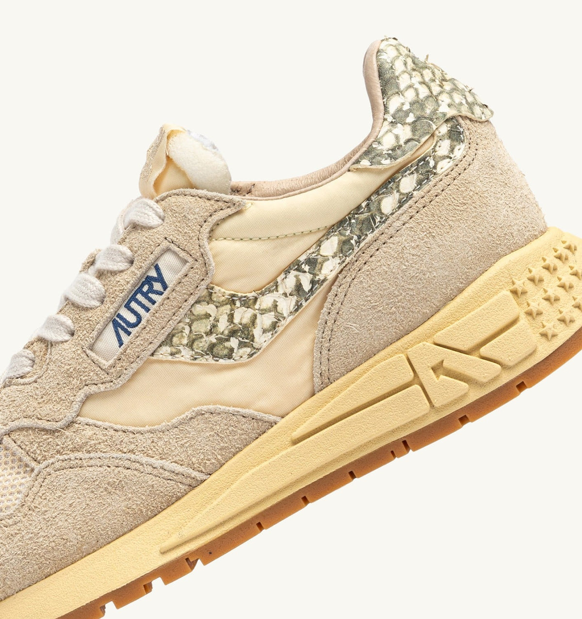 AUTRY Woman REELWIND LOW SNEAKERS IN NYLON AND SUEDE COLOR ECRU AND ROCK