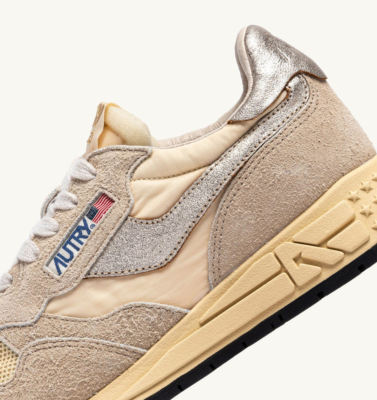 AUTRY Woman REELWIND LOW SNEAKERS IN NYLON SUEDE AND LEATHER COLOR ECRU AND PLATINUM