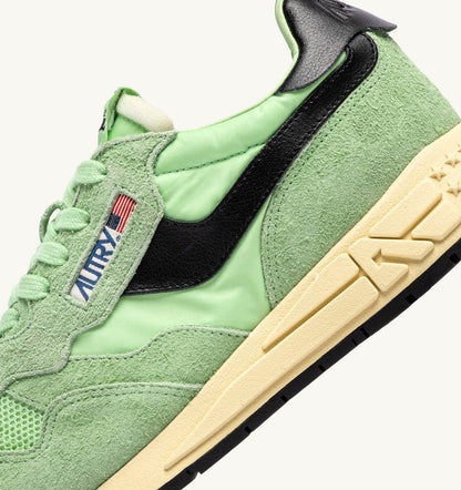 AUTRY Woman REELWIND LOW SNEAKERS IN PISTACHIO AND BLACK NYLON AND SUEDE