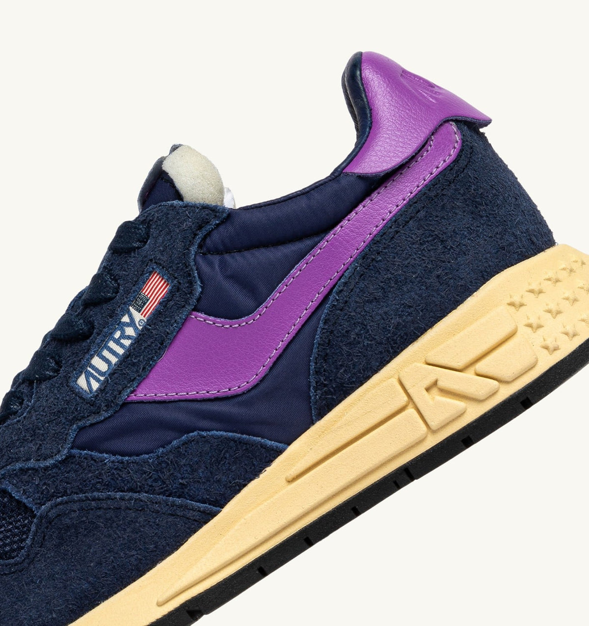 AUTRY Woman REELWIND LOW SNEAKERS IN NAVY AND DEWBERRY NYLON AND SUEDE