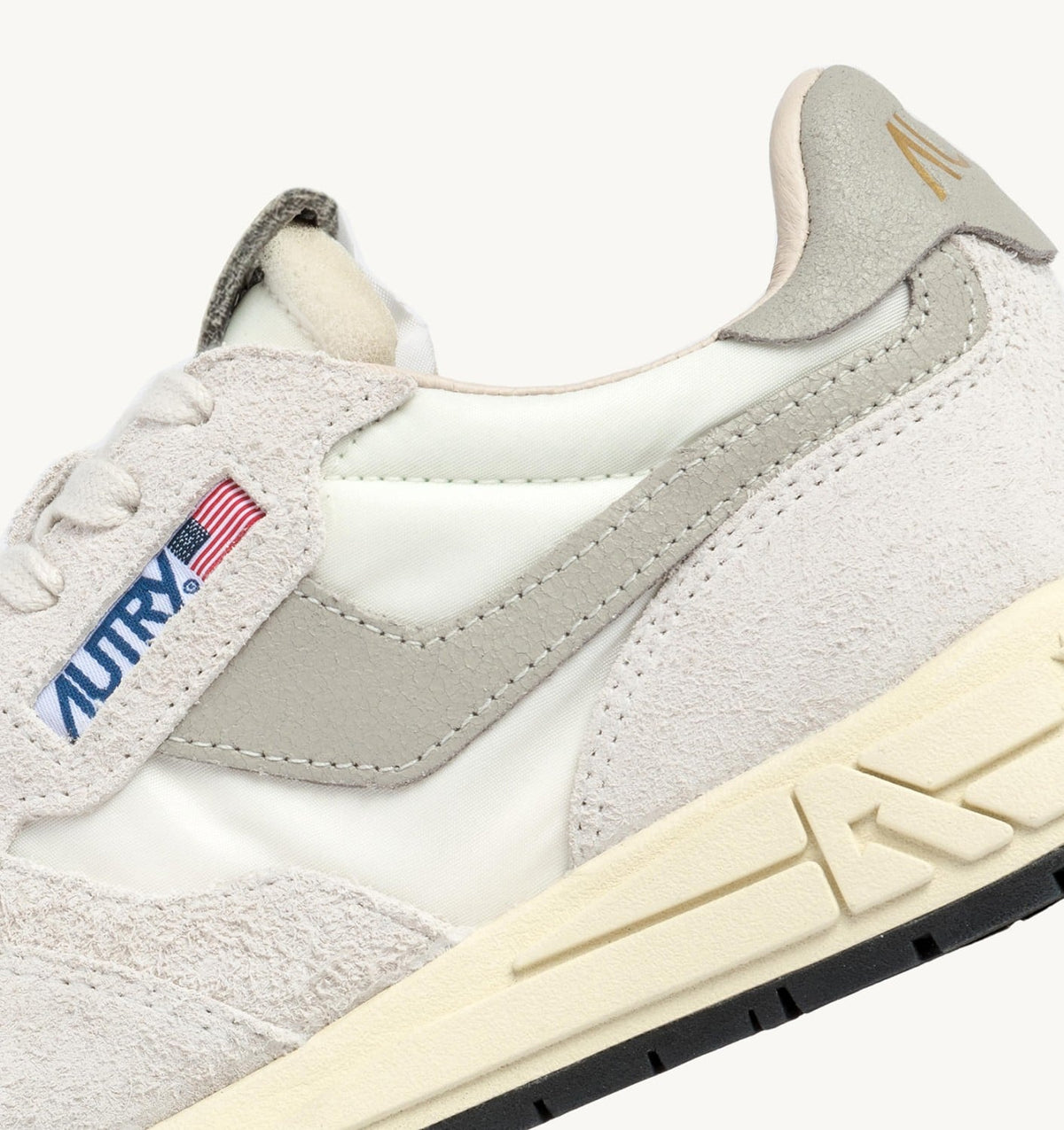 AUTRY Woman REELWIND LOW SNEAKERS IN BEIGE NYLON AND SUEDE