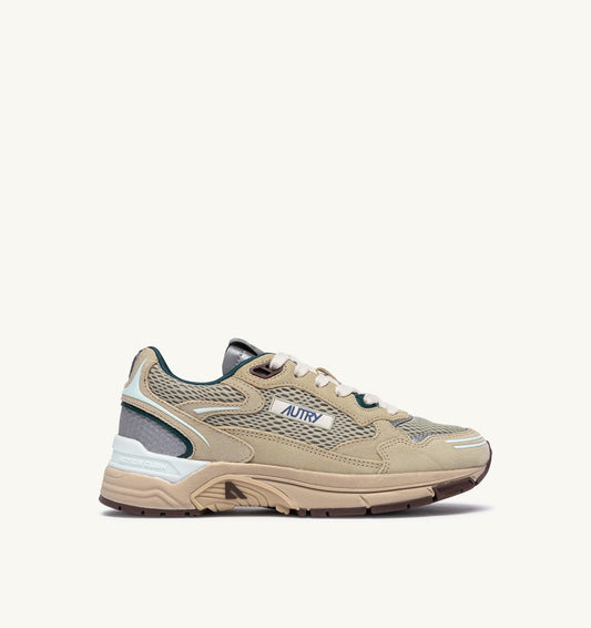 AUTRY Woman HYPERWAY SNEAKERS IN ECRU AND SPA BLUE SUEDE AND MESH