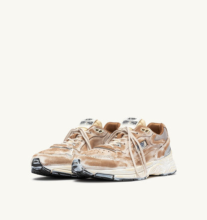 AUTRY Woman HYPERWAY SUPER VINTAGE SNEAKERS IN MILKSHAKE AND SILVER SUEDE