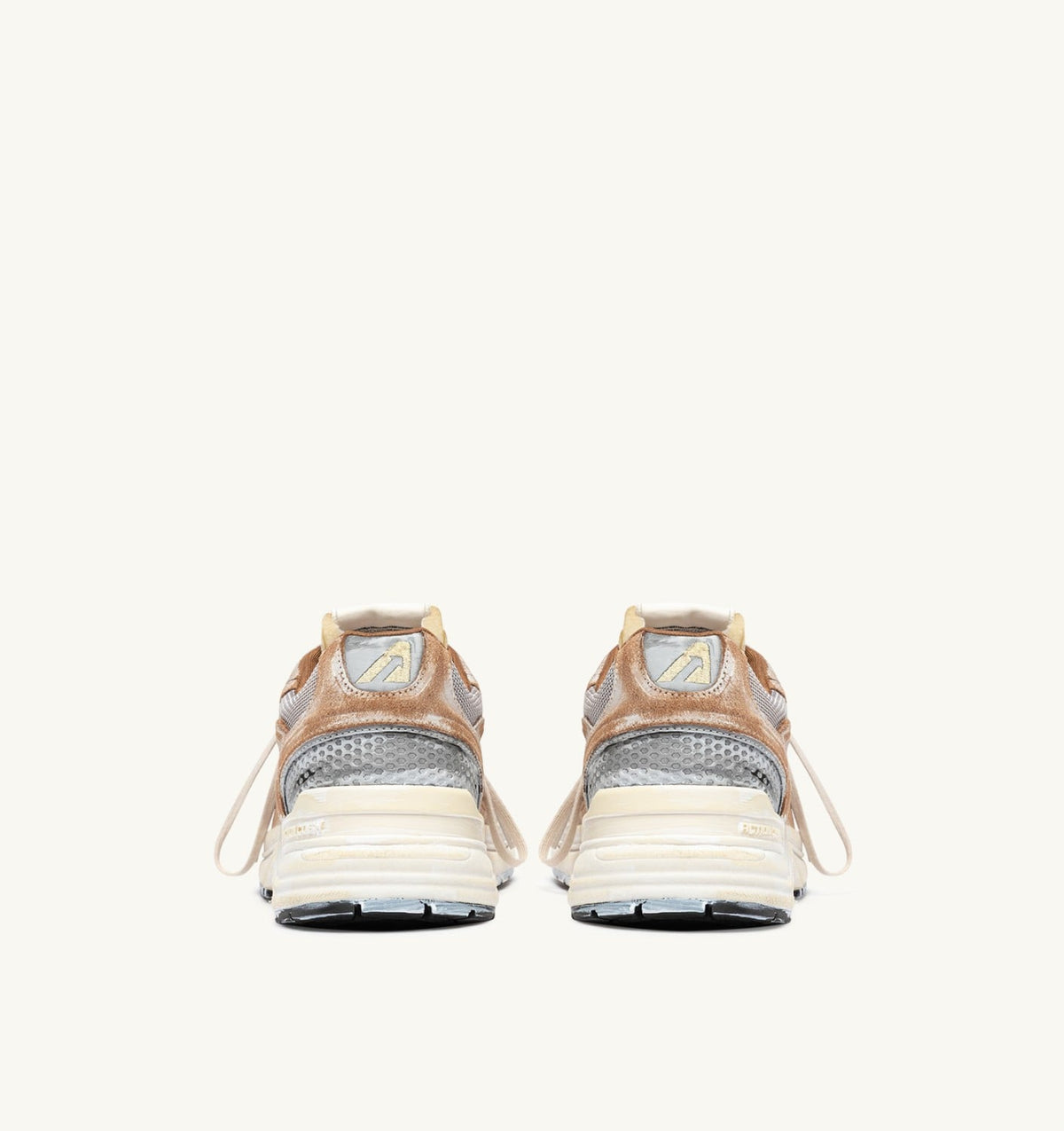 AUTRY Woman HYPERWAY SUPER VINTAGE SNEAKERS IN MILKSHAKE AND SILVER SUEDE