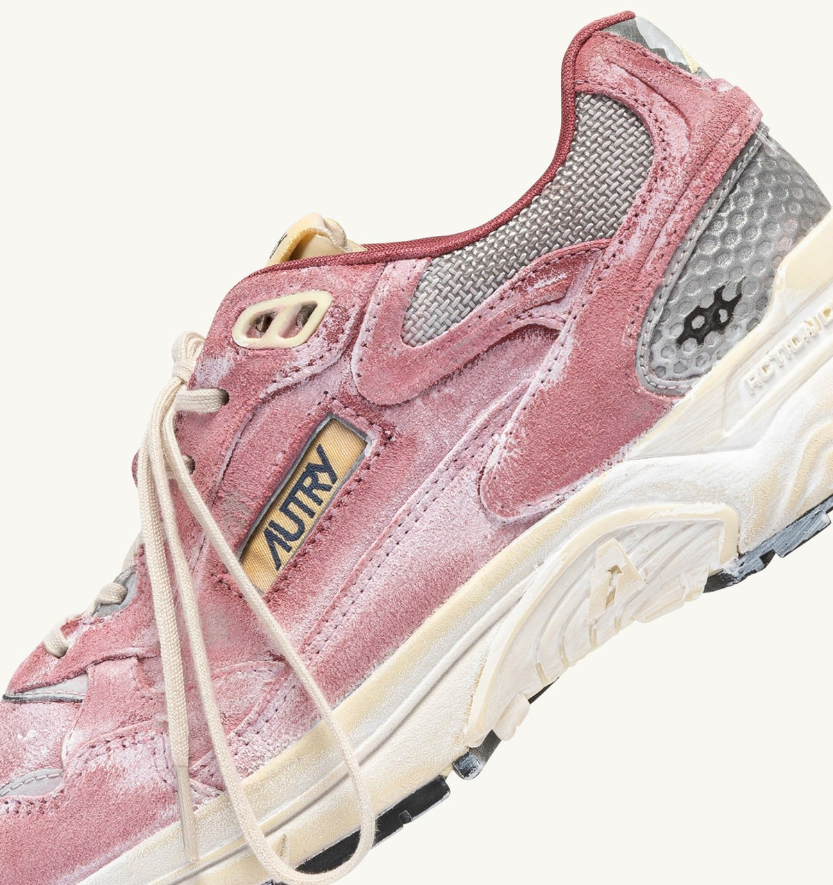 AUTRY Woman HYPERWAY SUPER VINTAGE SNEAKERS IN BABOL AND SILVER SUEDE