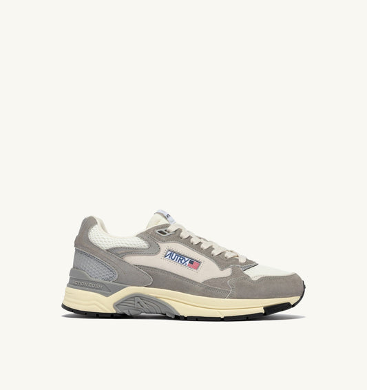 AUTRY Woman HYPERWAY SNEAKERS IN WHITE AND LEAD GRAY MESH AND SUEDE