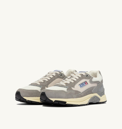 AUTRY Woman HYPERWAY SNEAKERS IN WHITE AND LEAD GRAY MESH AND SUEDE