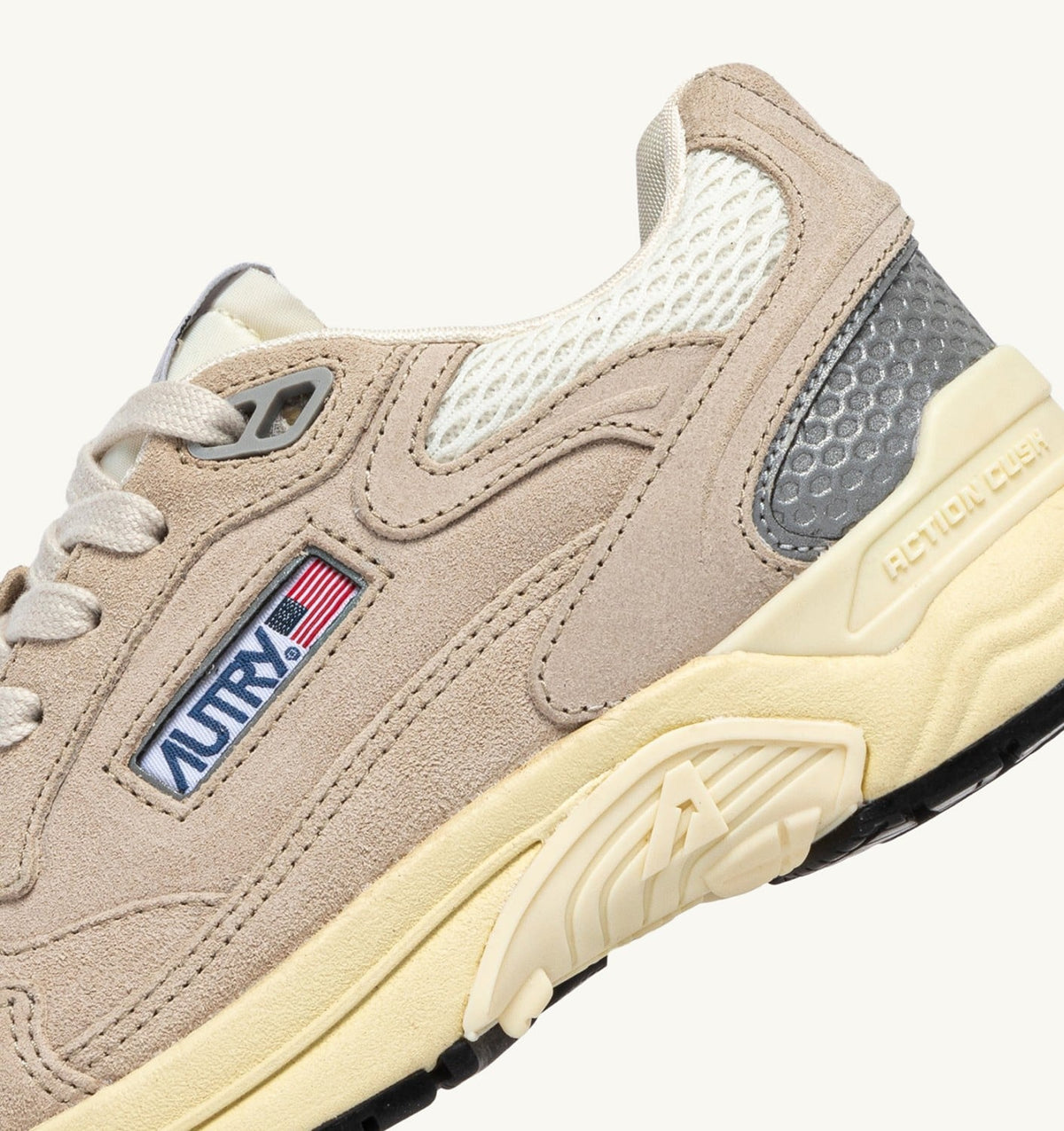 AUTRY Woman HYPERWAY SNEAKERS IN SAND BROWN AND SILVER-TONE SUEDE AND MESH