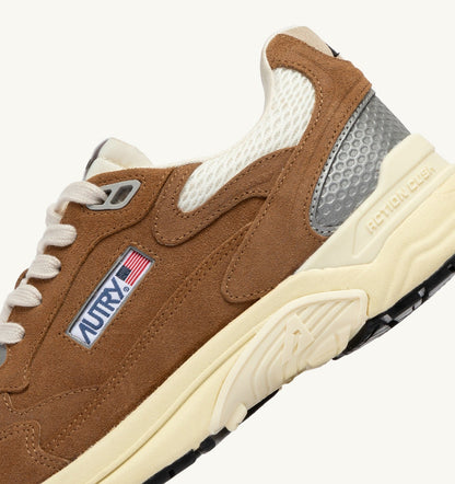AUTRY Woman HYPERWAY SNEAKERS IN CIGAR AND SILVER MESH AND SUEDE