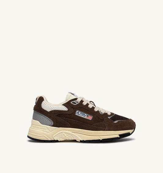 AUTRY Woman HYPERWAY SNEAKERS IN MARSHMALLOW AND TERRACOTTA SUEDE AND MESH