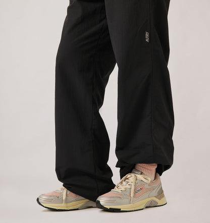 AUTRY Woman HYPERWAY SNEAKERS IN SILVER, POWDER AND FEATHER GRAY SYNTHETIC LEATHER AND MESH