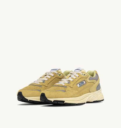 AUTRY Woman HYPERWAY SNEAKERS IN SOUTHERN MOSS AND SILVER MESH AND SUEDE