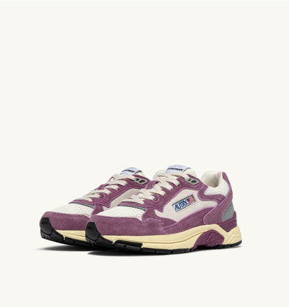 AUTRY Woman HYPERWAY SNEAKERS IN SAND AND FIRENZE MESH AND SUEDE