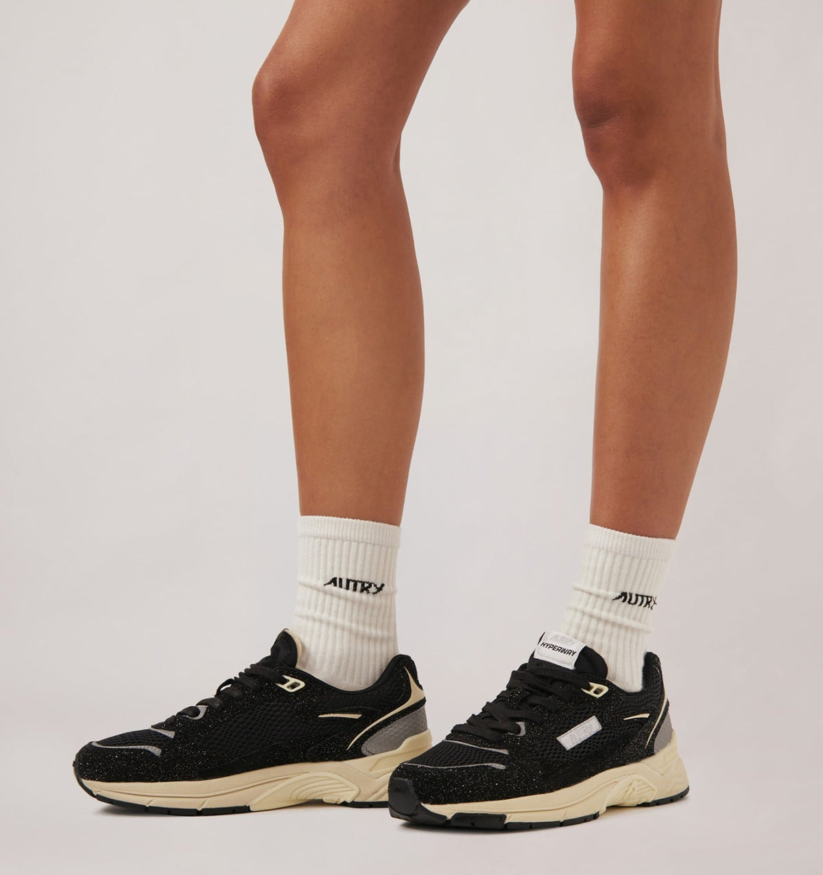 AUTRY Woman HYPERWAY SNEAKERS IN GLITTER BLACK MESH AND LEATHER