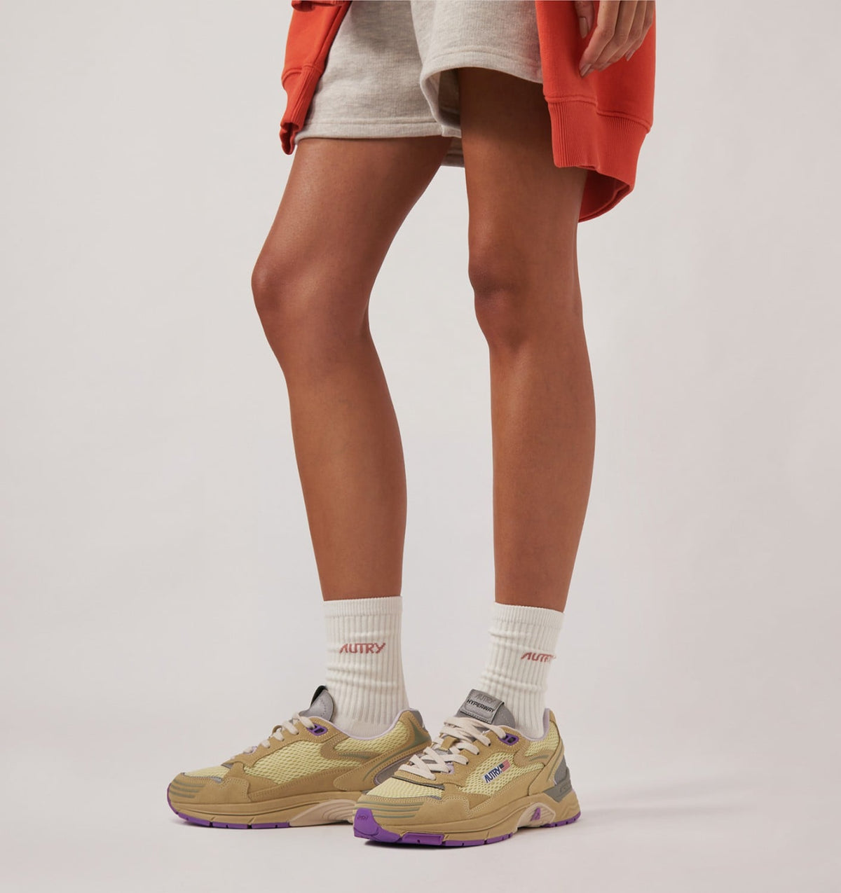 AUTRY Woman HYPERWAY SNEAKERS IN STRAW AND ORCHID HUST MESH AND SUEDE