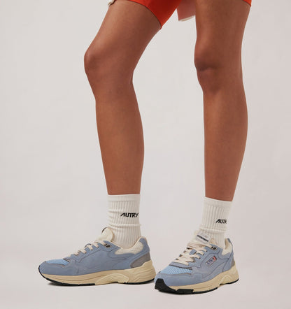 AUTRY Woman HYPERWAY SNEAKERS IN PORTOFINO AND MARSHMALLOW MESH AND SUEDE