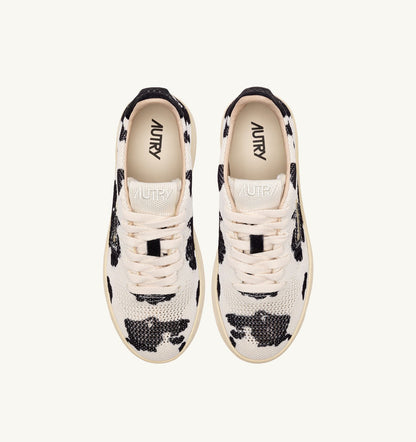 AUTRY Woman MEDALIST EASEKNIT LOW SNEAKERS IN 'COW PRINT' IVORY WHITE AND BLACK KNIT