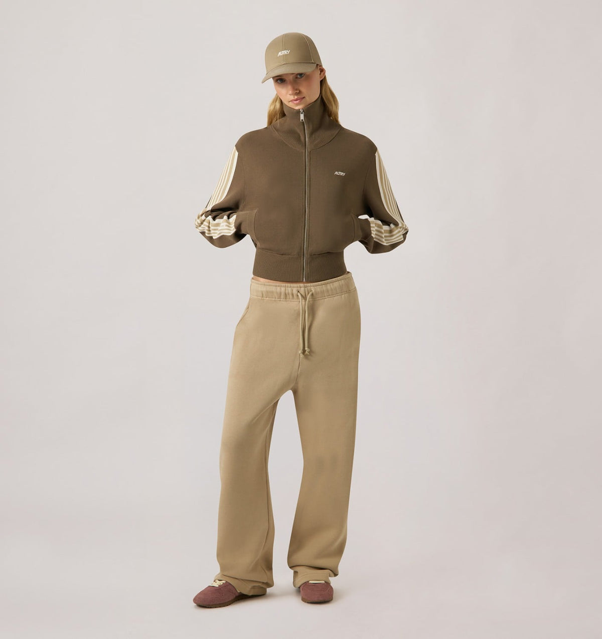 AUTRY Woman SWEATPANTS WITH TONAL LOGO FOR WOMAN
