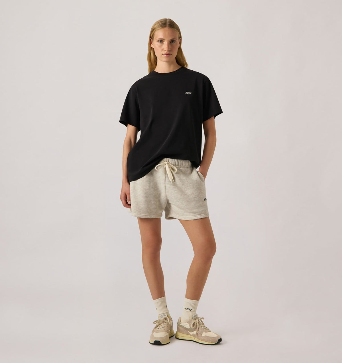 AUTRY Woman EMBROIDERED LOGO SHORTS WOMAN
