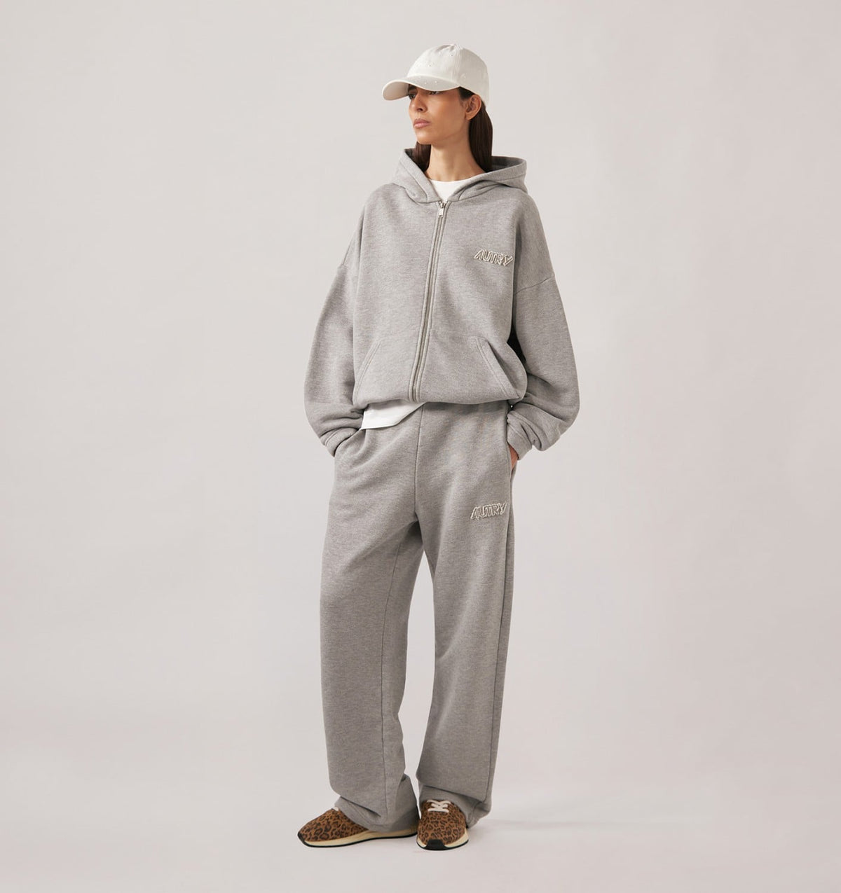 AUTRY Woman TONAL LOGO JOGGERS WOMAN