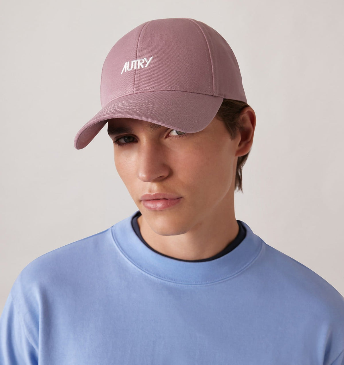 AUTRY Woman|Man BASEBALL CAP WITH CONTRAST EMBROIDERED LOGO UNISEX