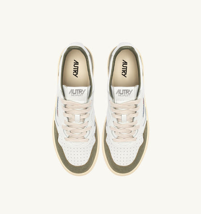 AUTRY Man MEDALIST LOW SNEAKERS IN WHITE LEATHER AND SMOKED GREEN SUEDE