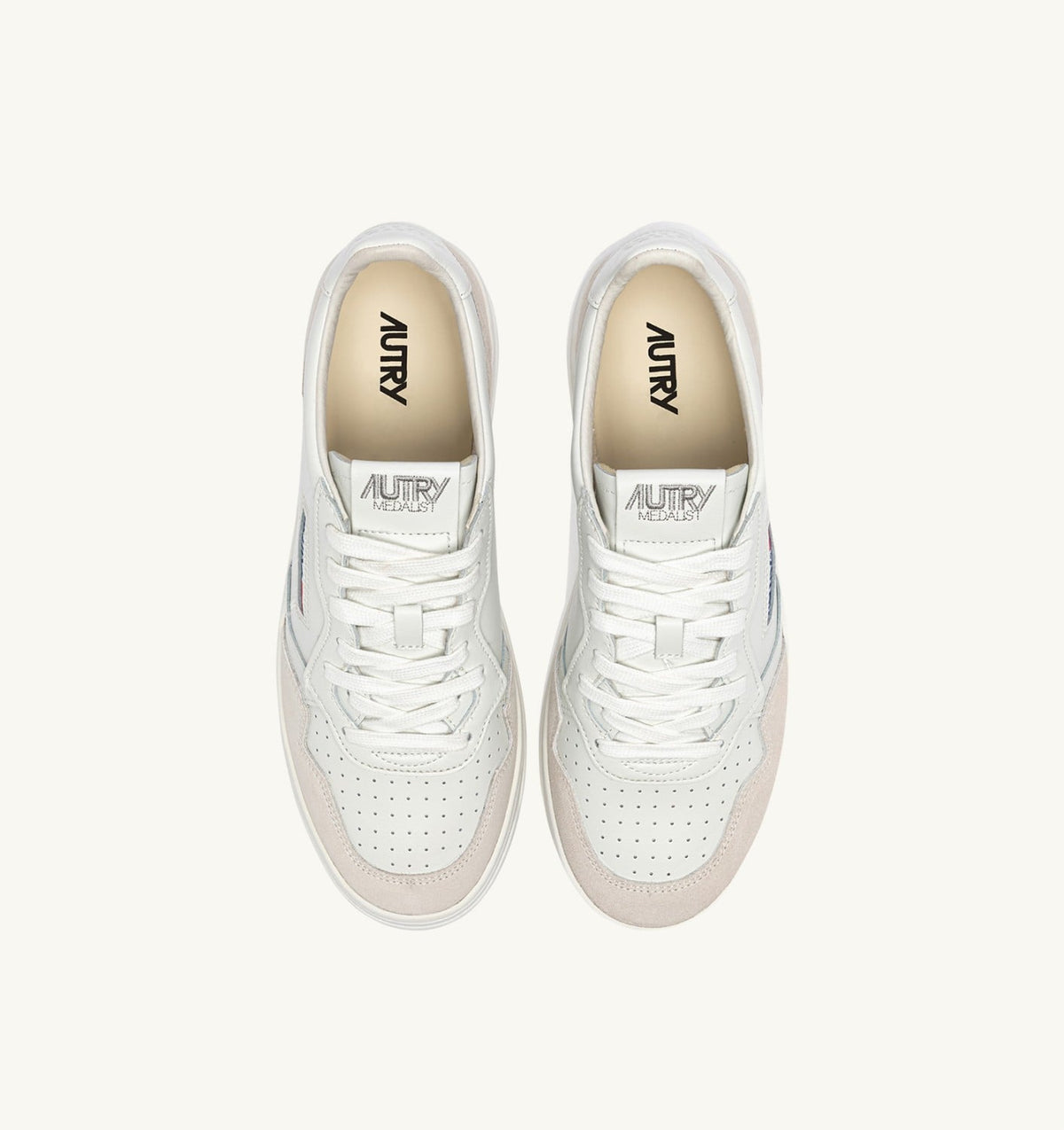AUTRY Man MEDALIST LOW SNEAKERS IN WHITE LEATHER AND SUEDE