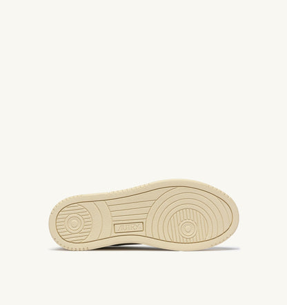 AUTRY Man MEDALIST LOW SNEAKERS IN LEATHER COLOR WHITE AND GREEN JACKET WITH LETTERING