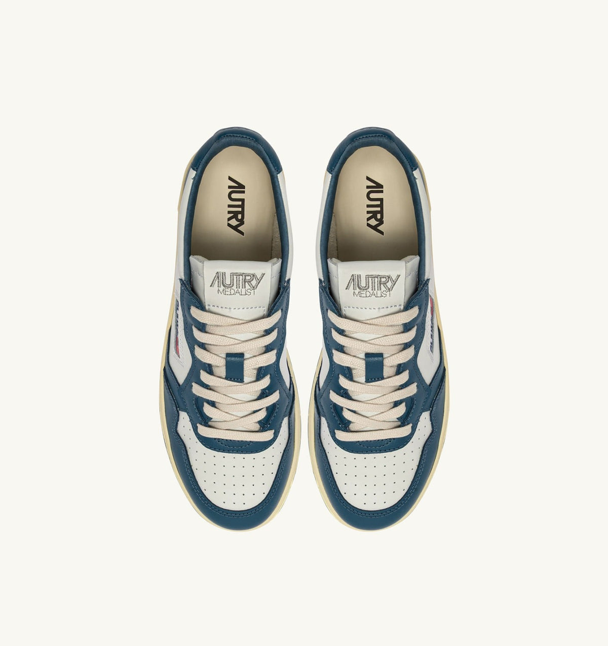 AUTRY Man MEDALIST LOW BICOLOR SNEAKERS IN WHITE AND MALLARD BLUE LEATHER