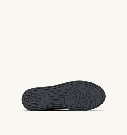 AUTRY Man MEDALIST EASEKNIT LOW SNEAKERS IN BLACK KNIT