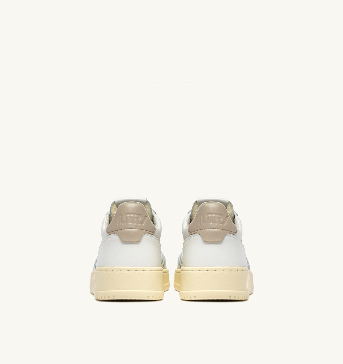 AUTRY Man MEDALIST LOW SNEAKERS IN WHITE AND FEATHER GRAY LEATHER