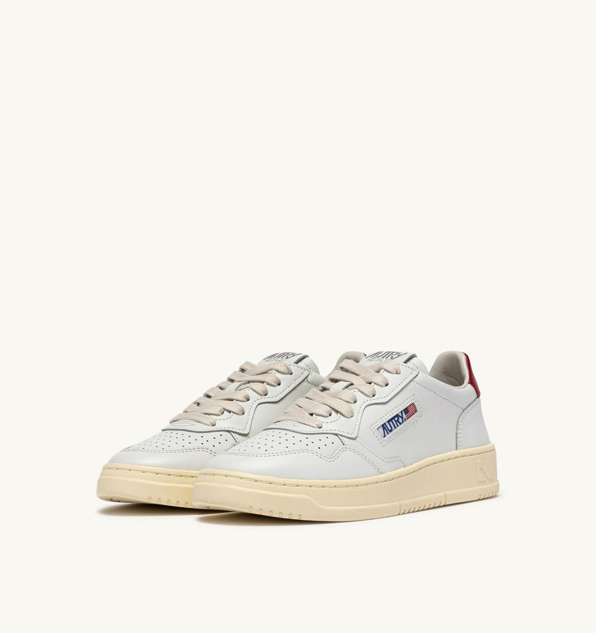 AUTRY Man MEDALIST LOW SNEAKERS IN WHITE AND DEEP CLARET LEATHER