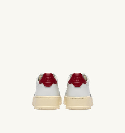AUTRY Man MEDALIST LOW SNEAKERS IN WHITE AND DEEP CLARET LEATHER