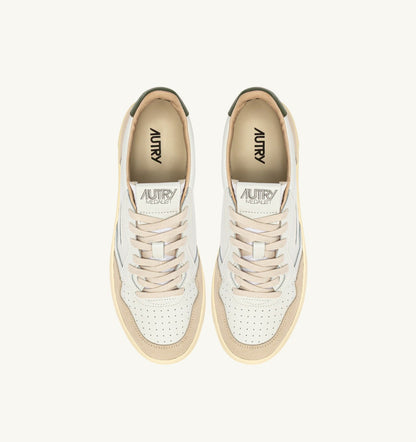 AUTRY Man MEDALIST LOW SNEAKERS IN WHITE LEATHER AND BRONZE GREEN SUEDE